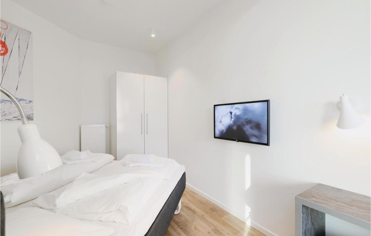 Cozy Apartment In Luebeck Travemuende With Sauna Exterior photo